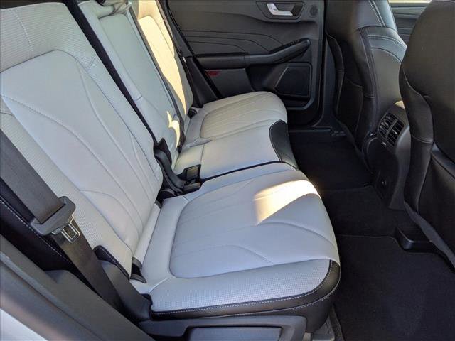 Certified 2025 Ford Escape SE w/ PHEV Premium Package FWD image 19