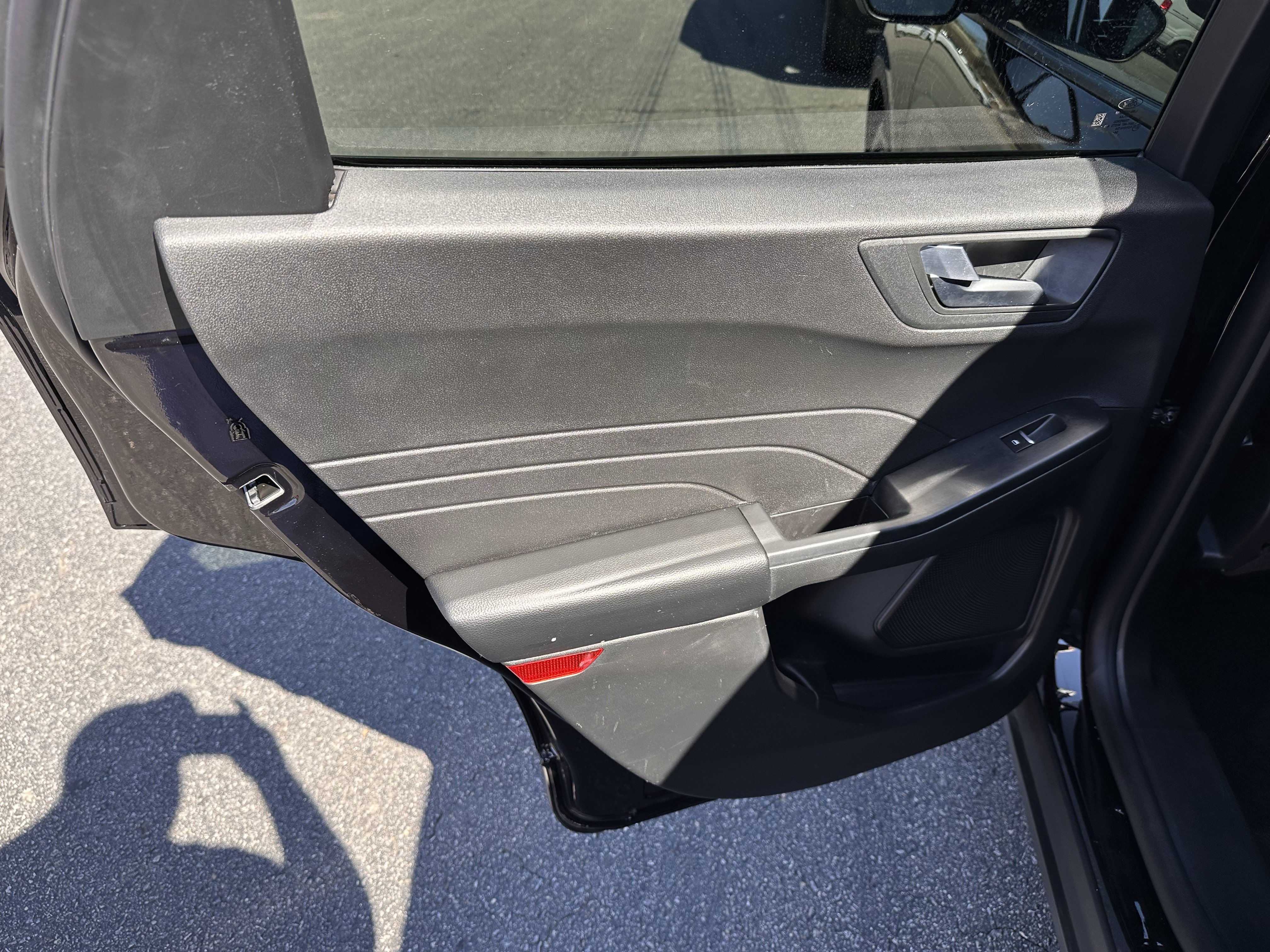 Certified 2025 Ford Escape ST-Line FWD image 11