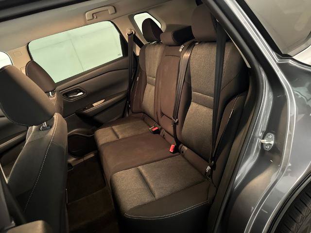 Used 2024 Nissan Rogue SV FWD image 31