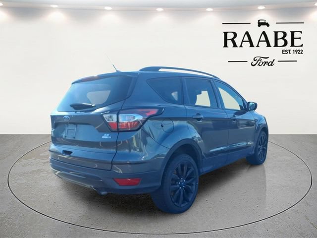 Certified 2018 Ford Escape SE w/ SE Sport Appearance Package AWD/4WD image 9