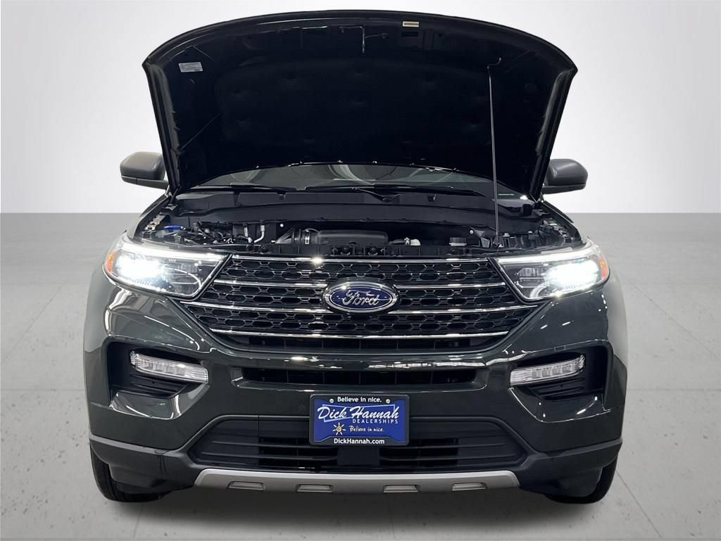 Certified 2022 Ford Explorer XLT w/ Equipment Group 202A AWD/4WD image 6