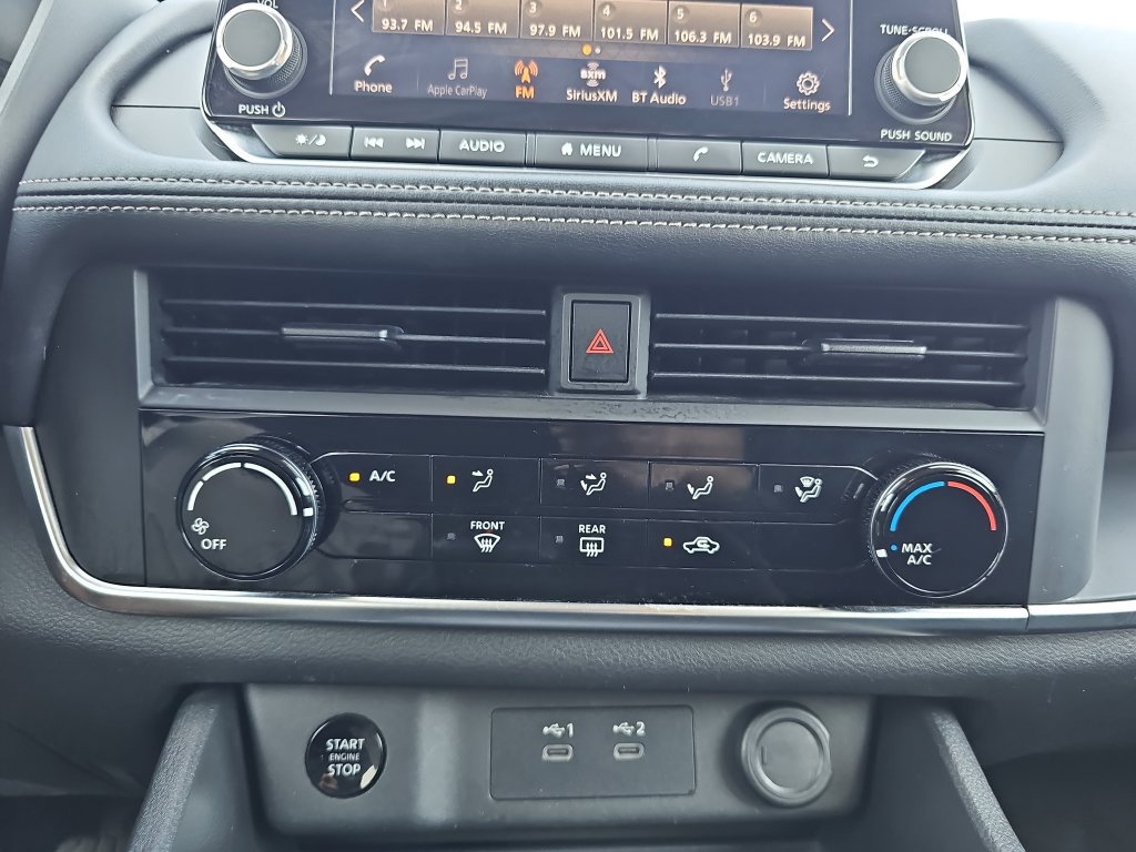 Used 2024 Nissan Rogue S AWD/4WD image 22