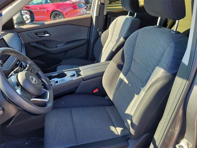 Used 2023 Nissan Rogue SV image 18