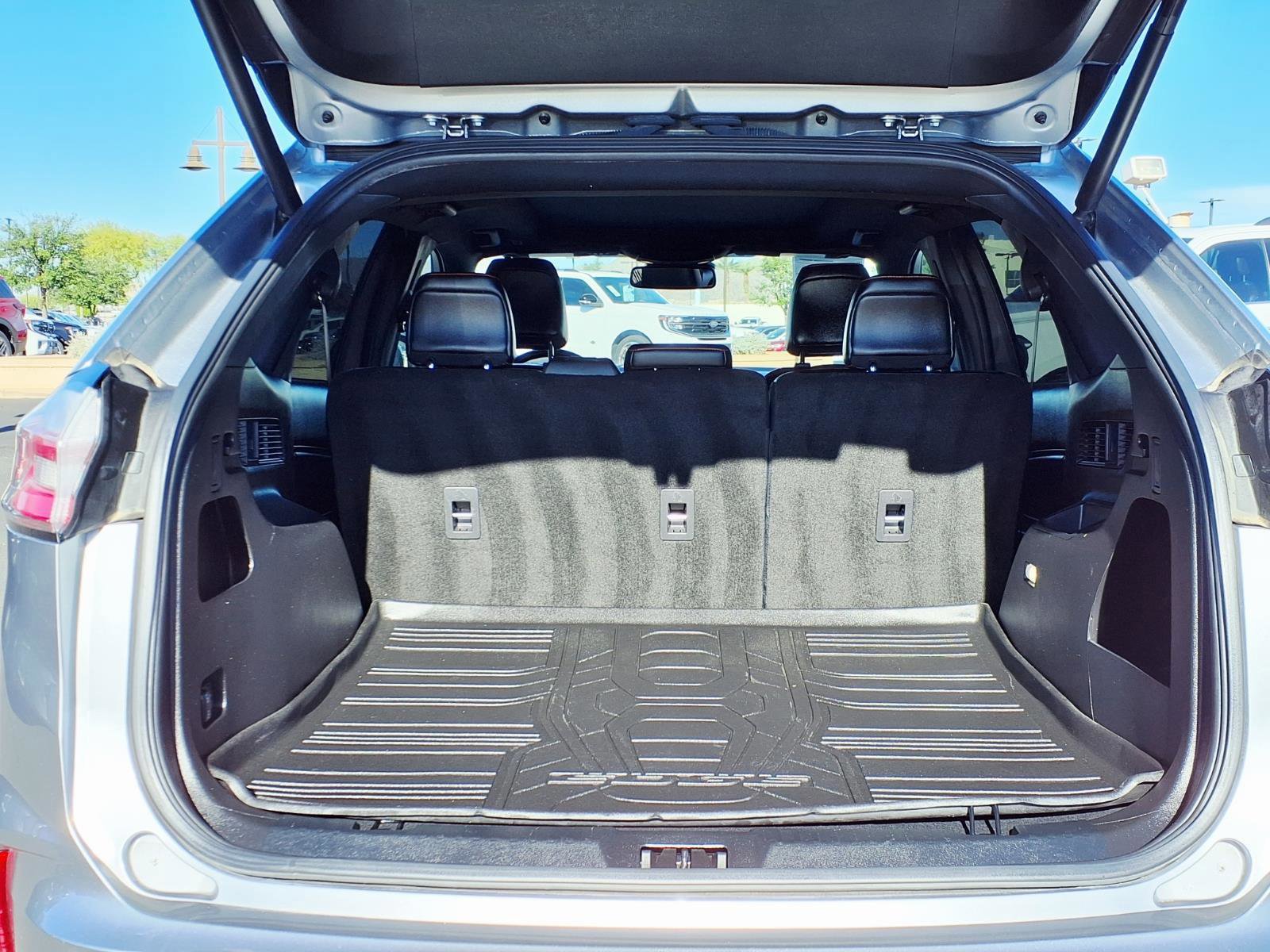 Certified 2023 Ford Edge ST-Line image 16