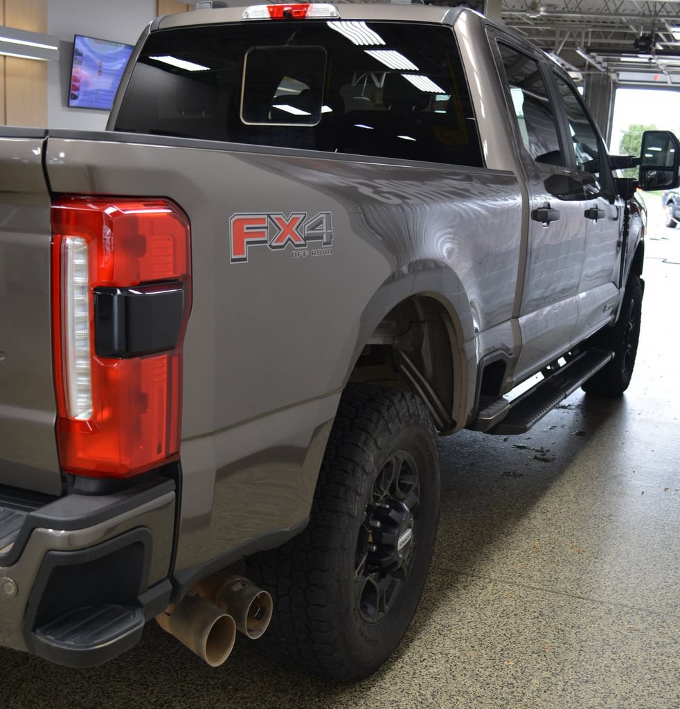 Certified 2023 Ford F250 XL w/ STX Appearance Package AWD/4WD image 6