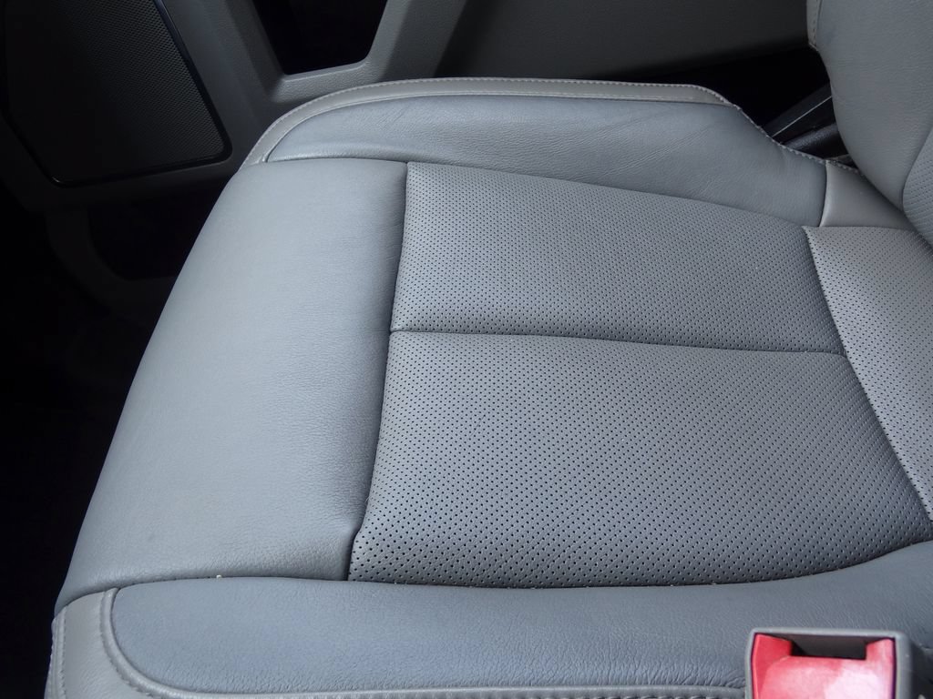 Certified 2019 Ford F150 Lariat AWD/4WD image 32