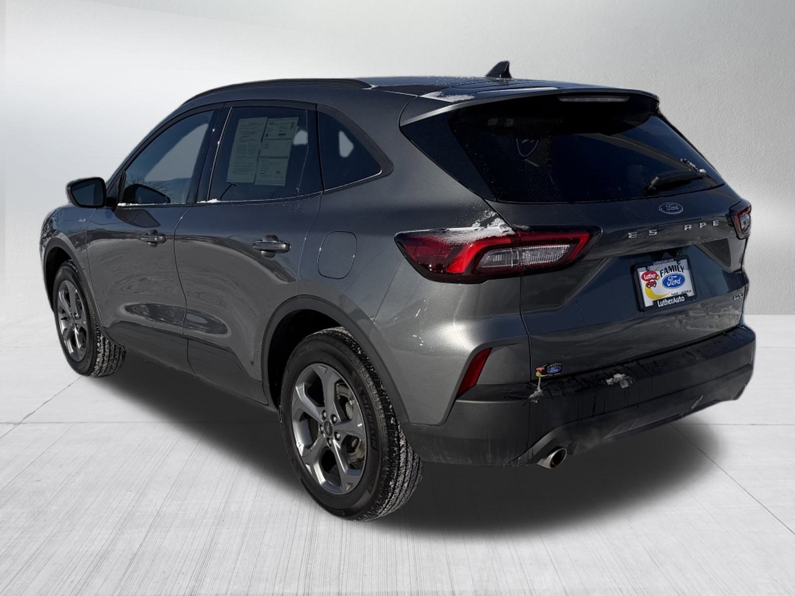 Certified 2025 Ford Escape ST-Line Select image 3