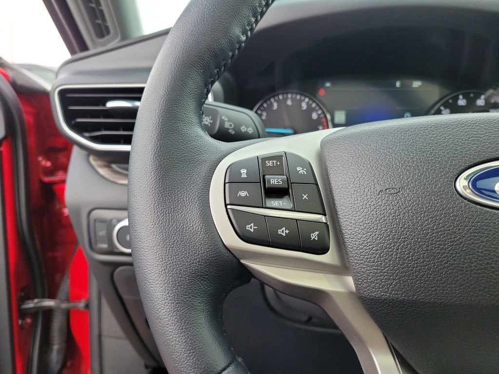 Certified 2023 Ford Explorer Limited w/ Equipment Group 301A image 23
