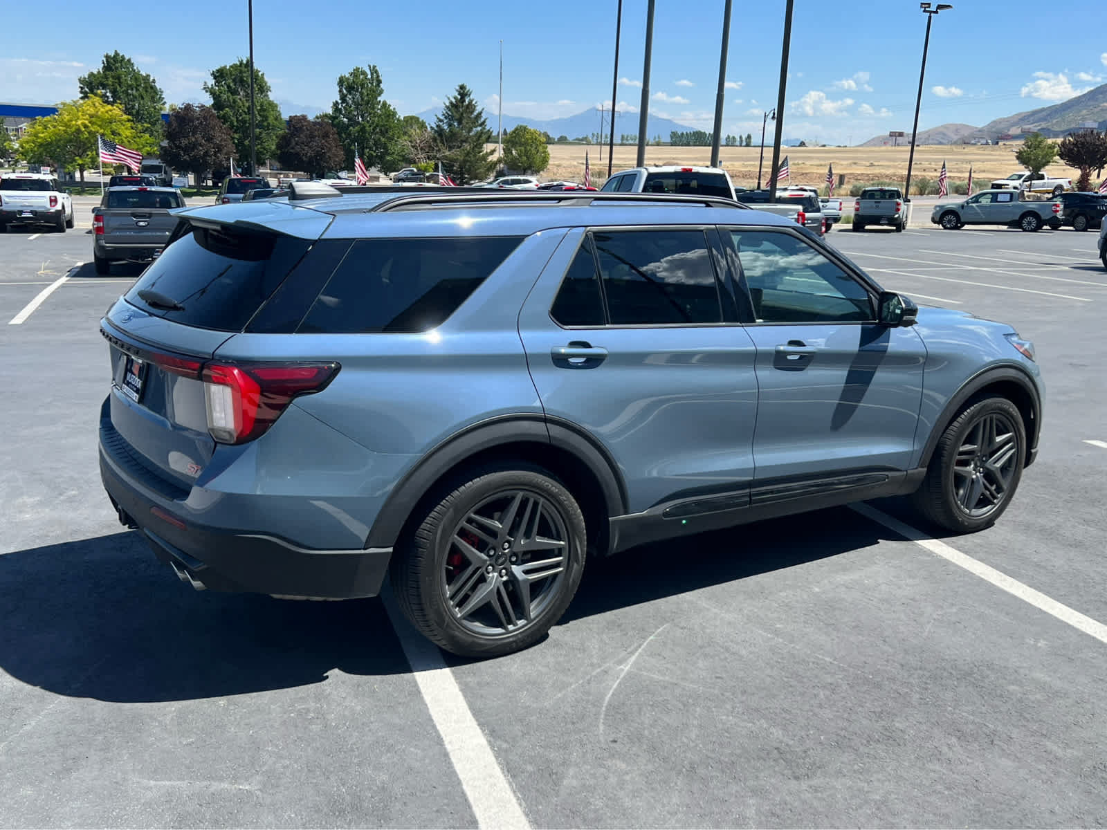 Certified 2025 Ford Explorer ST w/ Sun And Sound Package AWD/4WD image 7