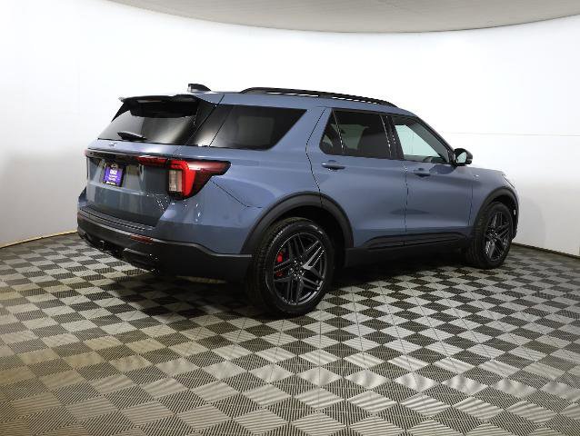 Certified 2025 Ford Explorer ST-Line w/ Premium Package image 4