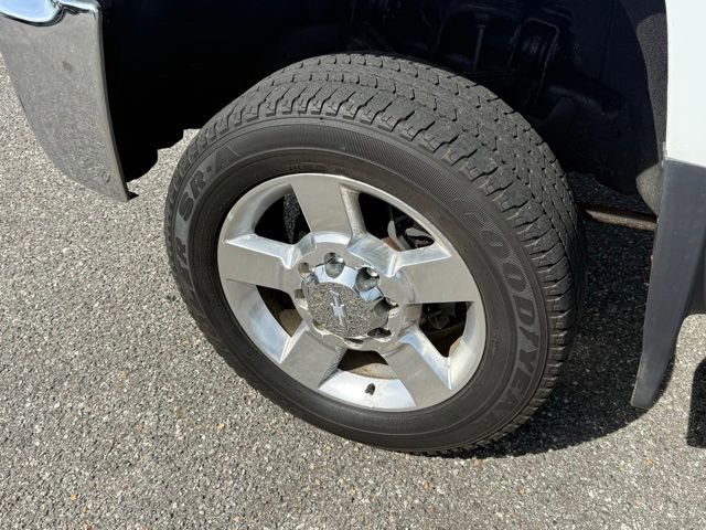 Used 2017 Chevrolet Silverado 2500 LTZ w/ Vortec Plus Package image 5