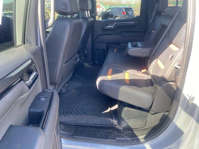 Used 2024 GMC Sierra 1500 AT4 w/ Technology Package image 13