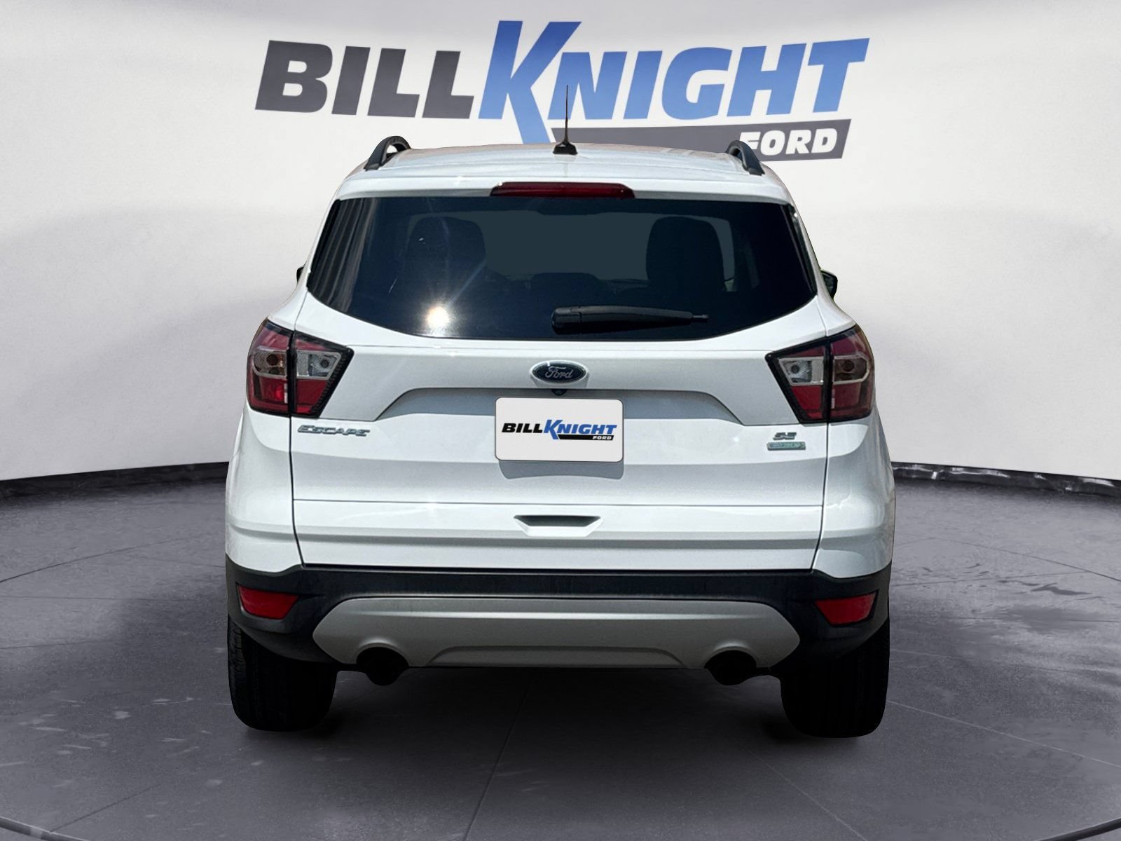Certified 2018 Ford Escape SE FWD image 4
