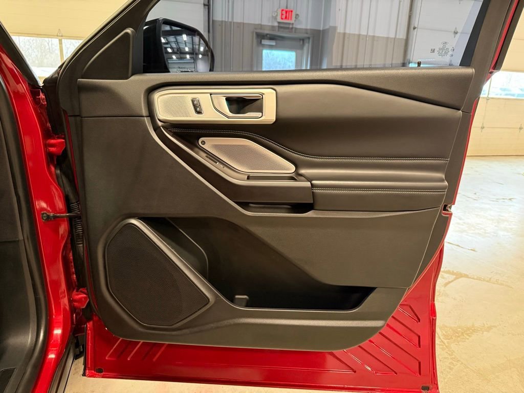 Certified 2020 Ford Explorer ST w/ ST Street Pack AWD/4WD image 39
