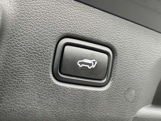 Used 2021 Hyundai Palisade Limited w/ Cargo Package image 15