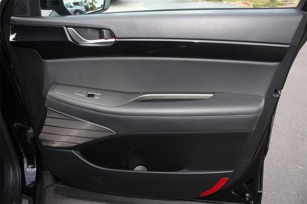 Used 2022 Hyundai Palisade Limited w/ Cargo Package image 28