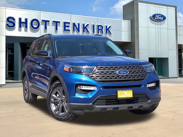 Certified 2022 Ford Explorer XLT w/ Equipment Group 202A