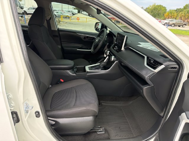 Used 2025 Toyota RAV4 LE FWD image 13