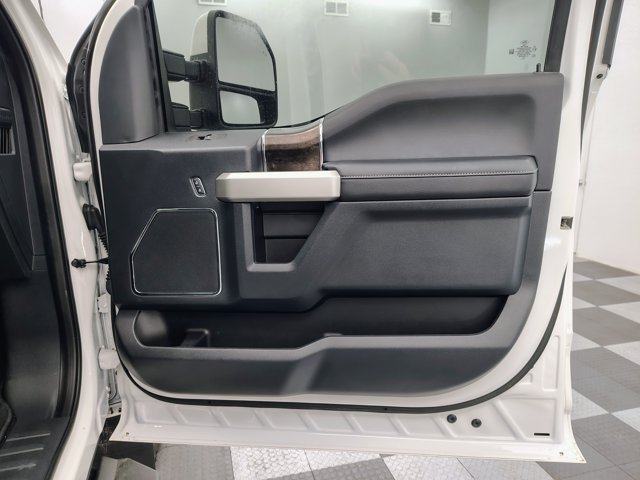 Certified 2022 Ford F350 Lariat w/ Lariat Value Package AWD/4WD image 14