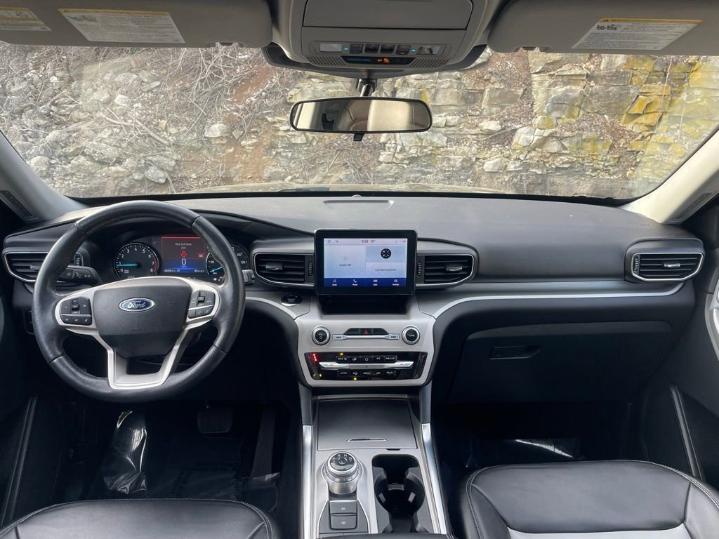 Certified 2024 Ford Explorer XLT w/ Equipment Group 202A image 14