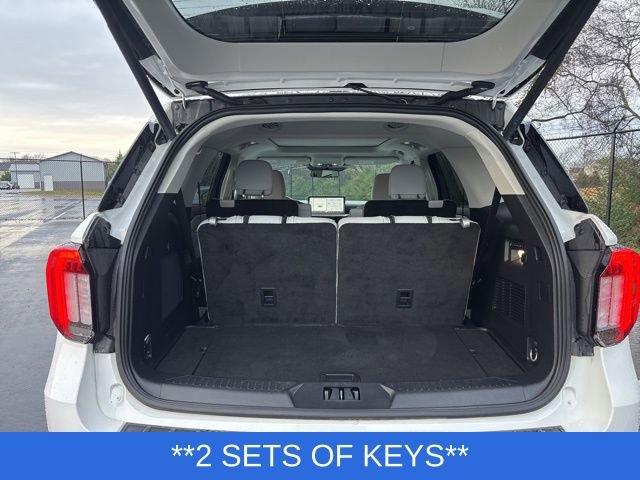 Certified 2025 Ford Explorer Platinum w/ Ultimate Package image 14