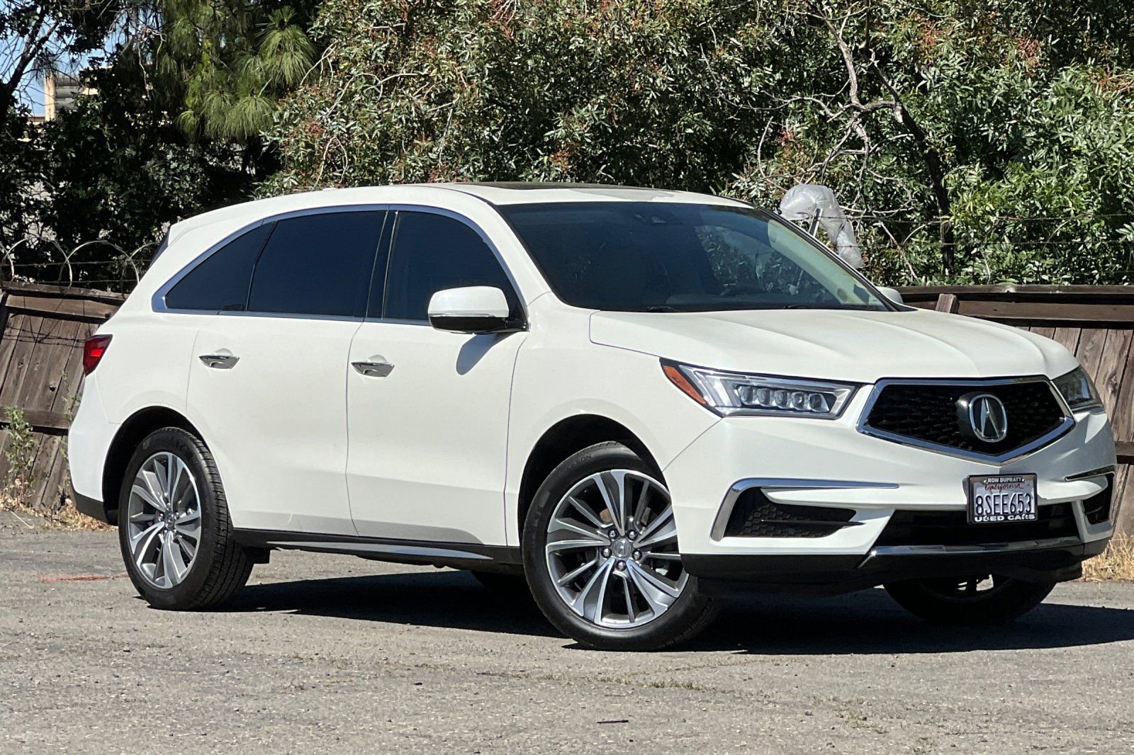 Used 2017 Acura MDX FWD w/ Technology Package image 2