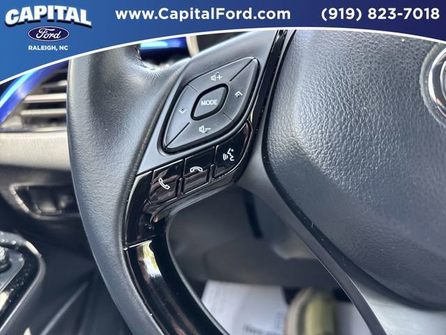 Used 2021 Toyota C-HR XLE image 23