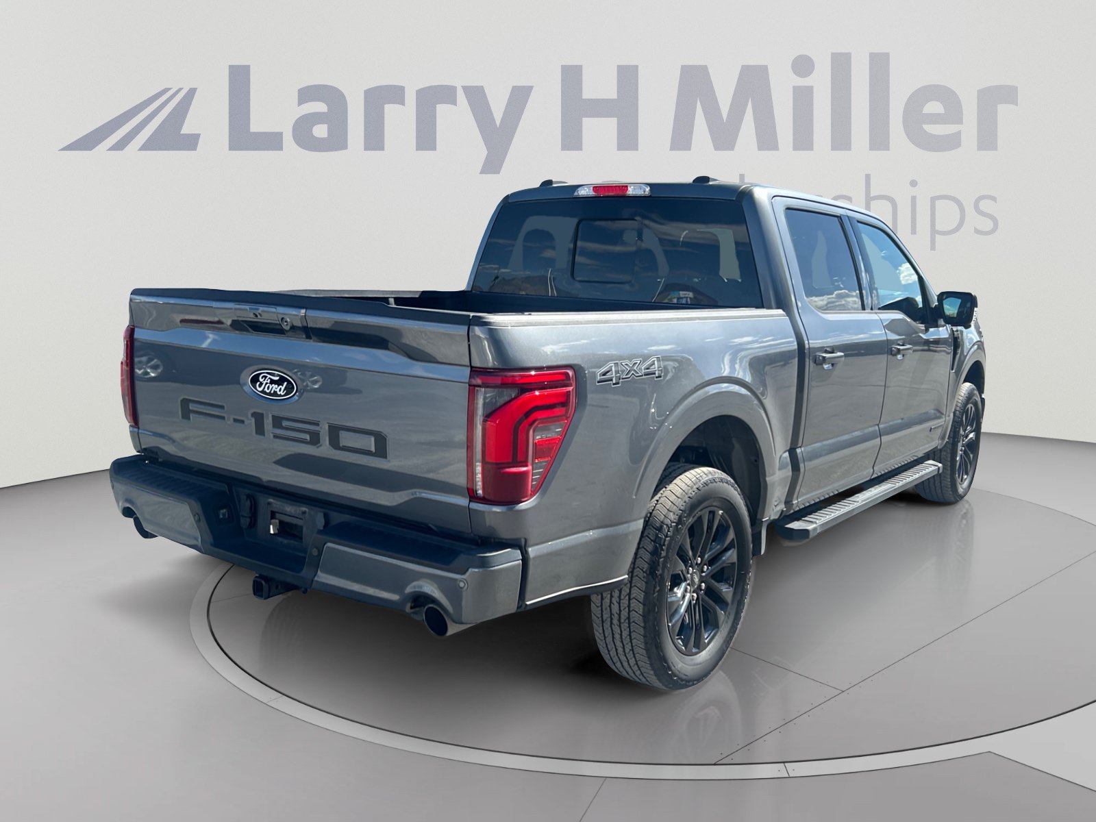 Certified 2025 Ford F150 Lariat w/ Equipment Group 501A Mid AWD/4WD image 5