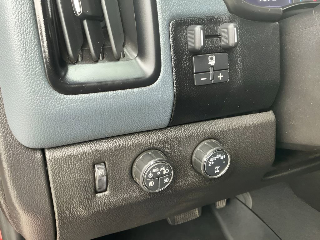 Used 2022 Chevrolet Colorado Z71 w/ Trail Boss Package image 27