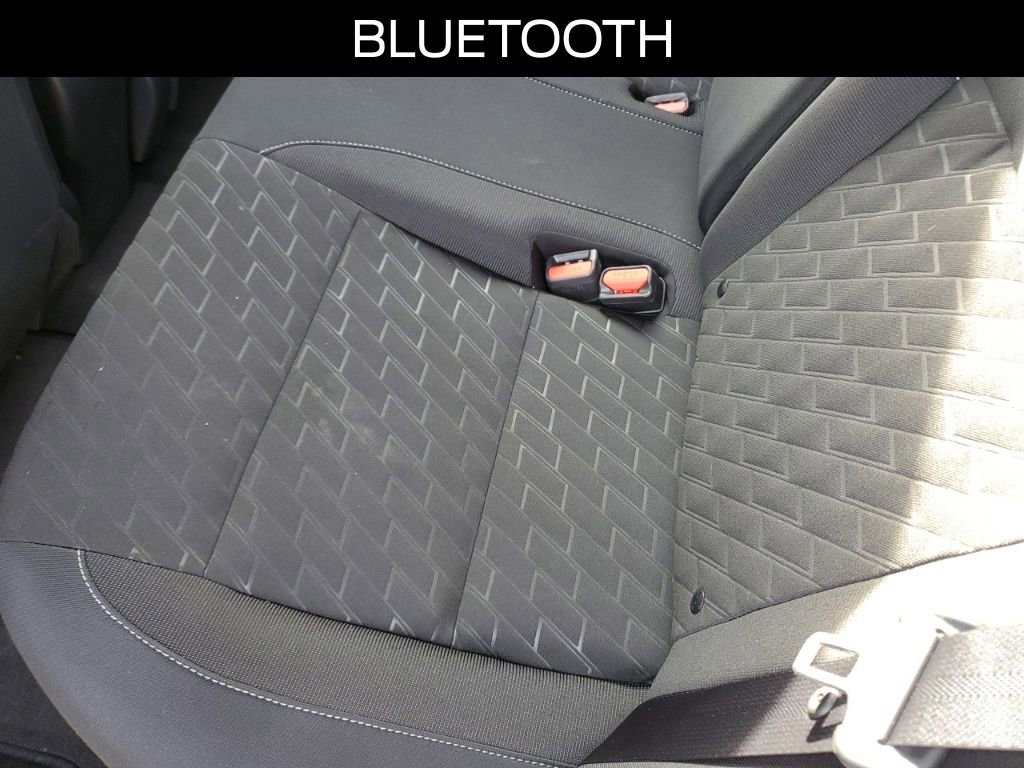 Used 2023 Nissan Kicks SV image 11