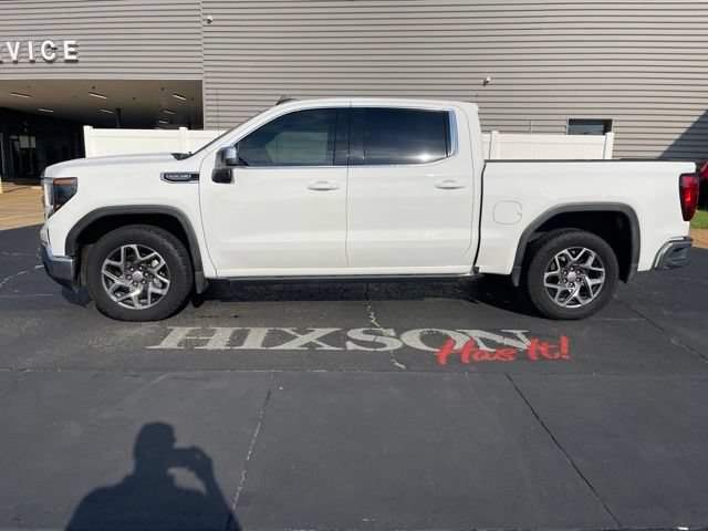Used 2023 GMC Sierra 1500 SLE w/ X31 Off-Road Package AWD/4WD image 2