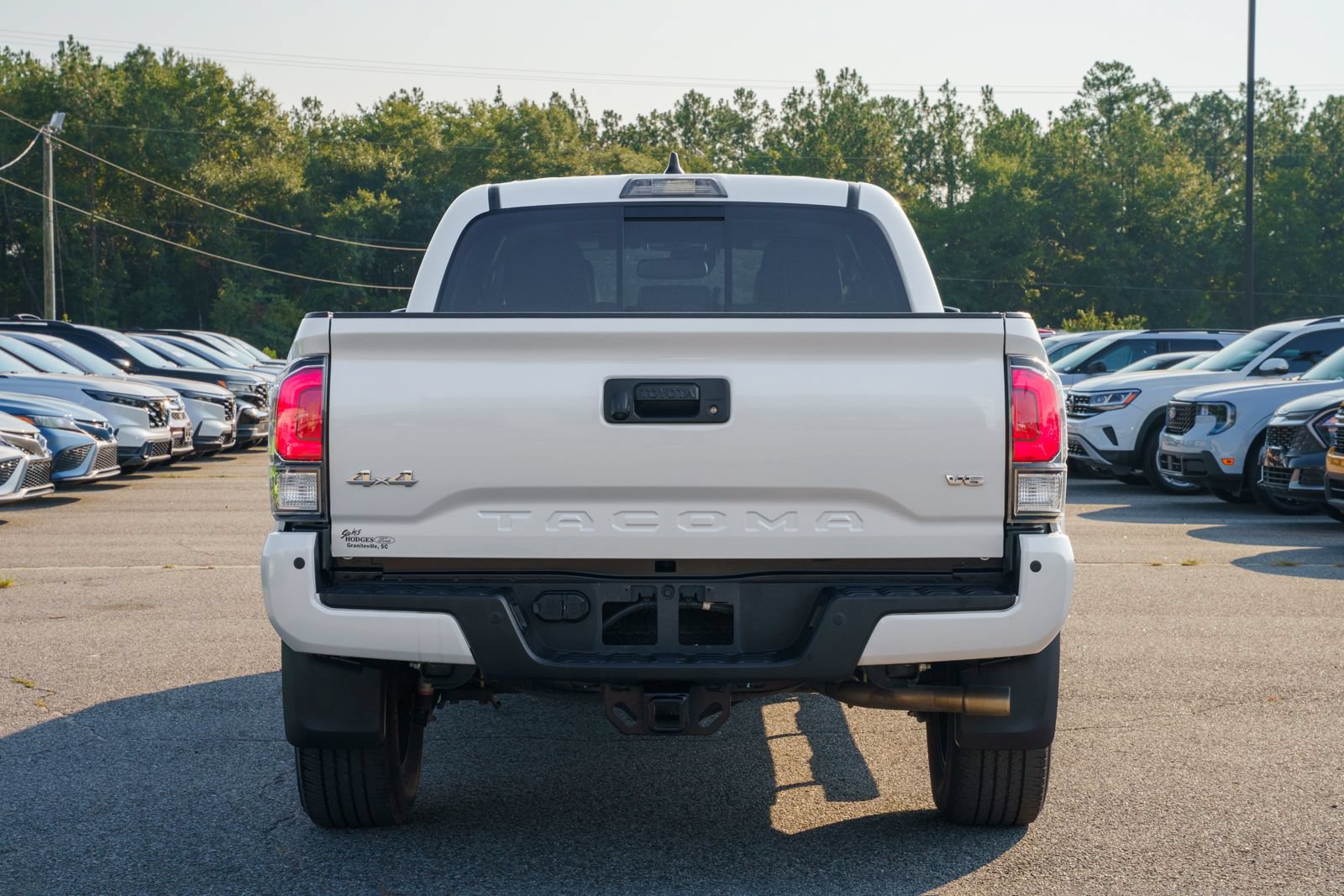 Used 2023 Toyota Tacoma Limited AWD/4WD image 6