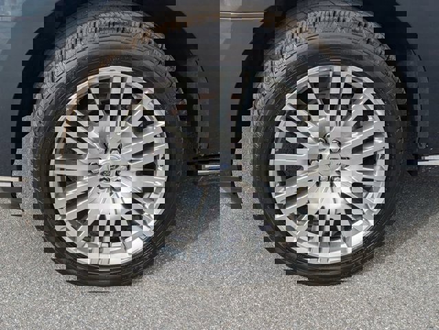 Certified 2024 Ford Expedition Limited image 11