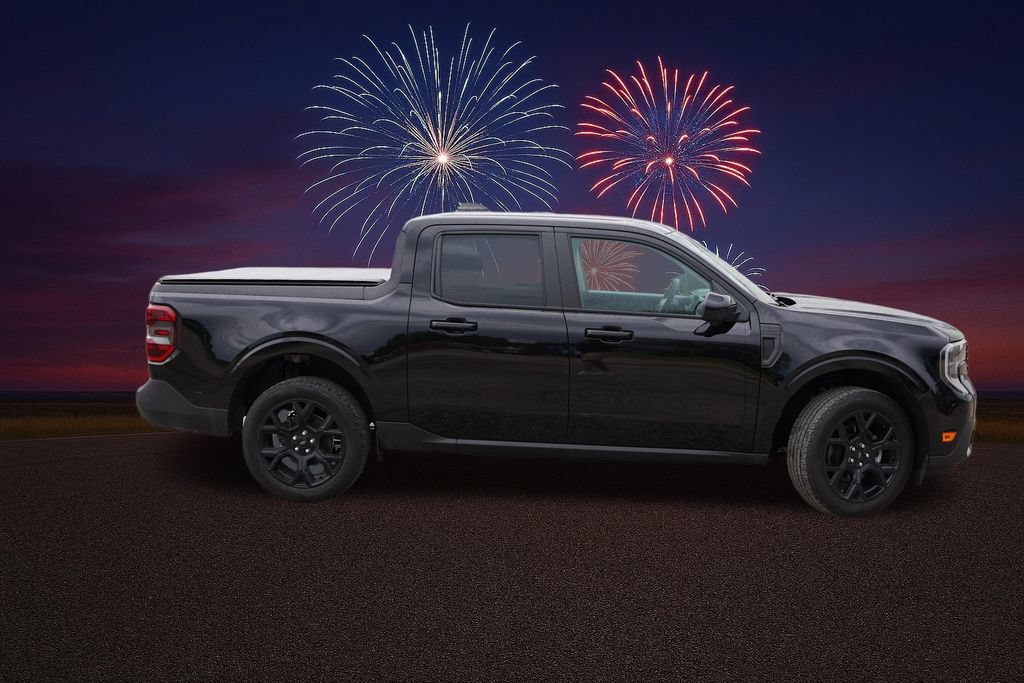 Certified 2025 Ford Maverick Lariat w/ Black Appearance Package AWD/4WD image 3