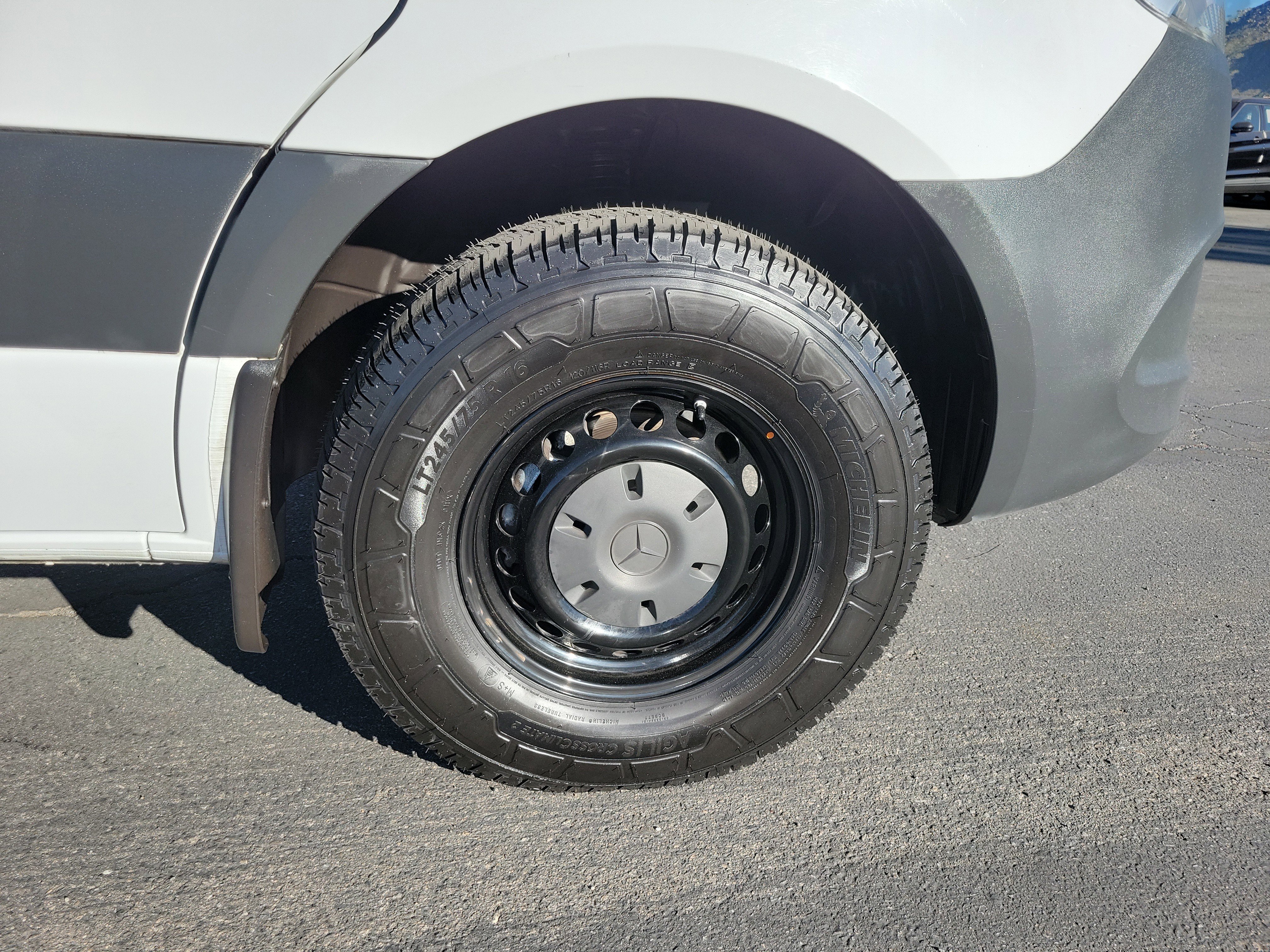 Used 2023 Mercedes-Benz Sprinter 1500 image 14