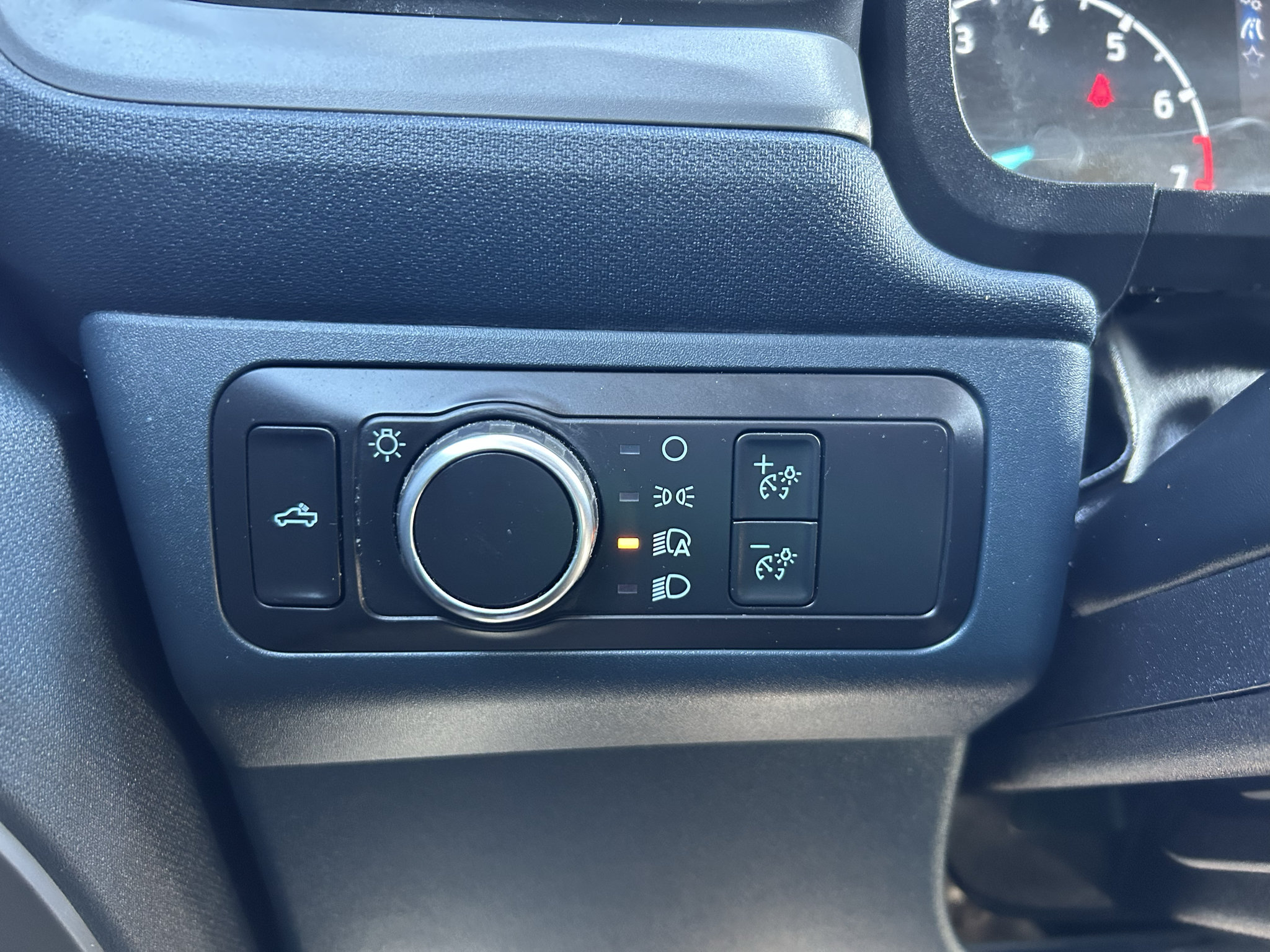 Certified 2022 Ford Maverick XL FWD image 25