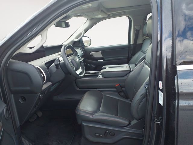 Certified 2025 Ford Expedition Active AWD/4WD image 15