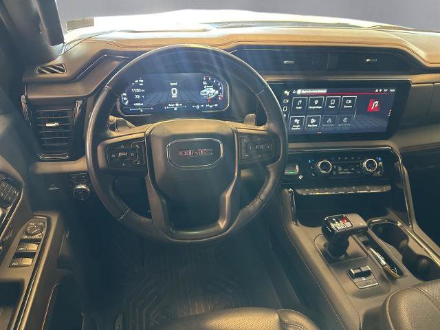 Used 2023 GMC Sierra 1500 AT4 w/ AT4 Premium Package AWD/4WD image 3