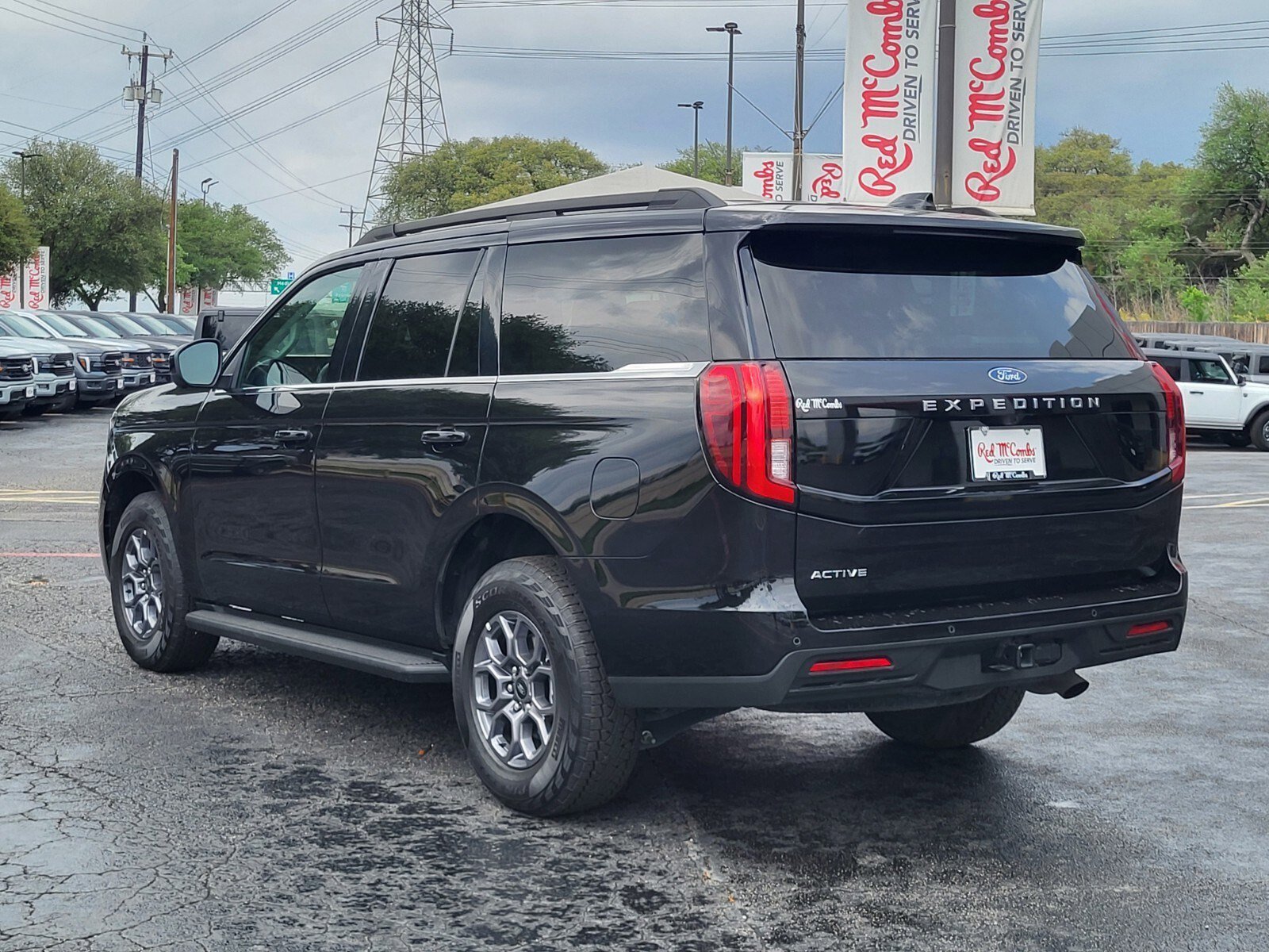 Certified 2025 Ford Expedition Active RWD image 6