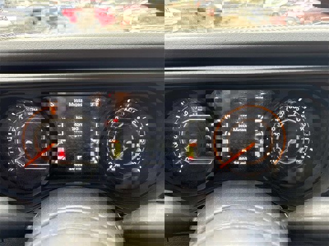 Used 2024 Jeep Gladiator Mojave image 35