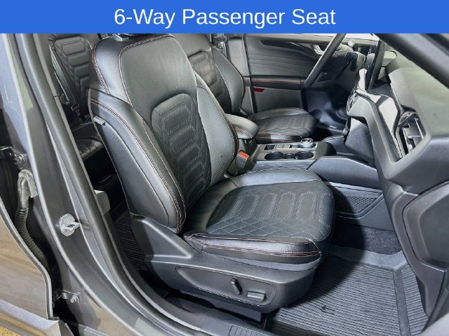 Certified 2023 Ford Escape ST-Line Elite w/ Premium Technology Package AWD/4WD image 14