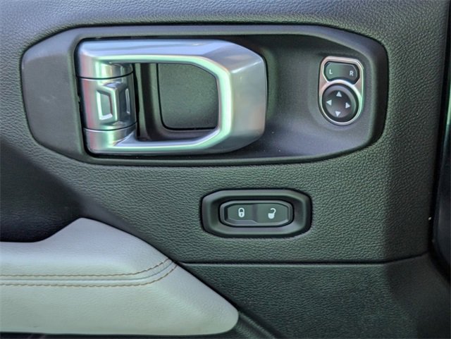 Used 2021 Jeep Gladiator Overland image 20