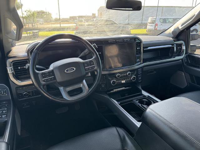 Certified 2023 Ford F250 Lariat w/ Chrome Package image 15