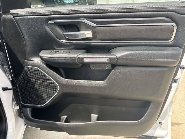 Used 2024 RAM 1500 Laramie AWD/4WD image 18