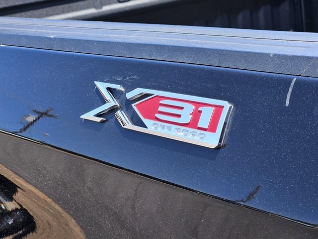 Used 2022 GMC Sierra 1500 SLT AWD/4WD image 9