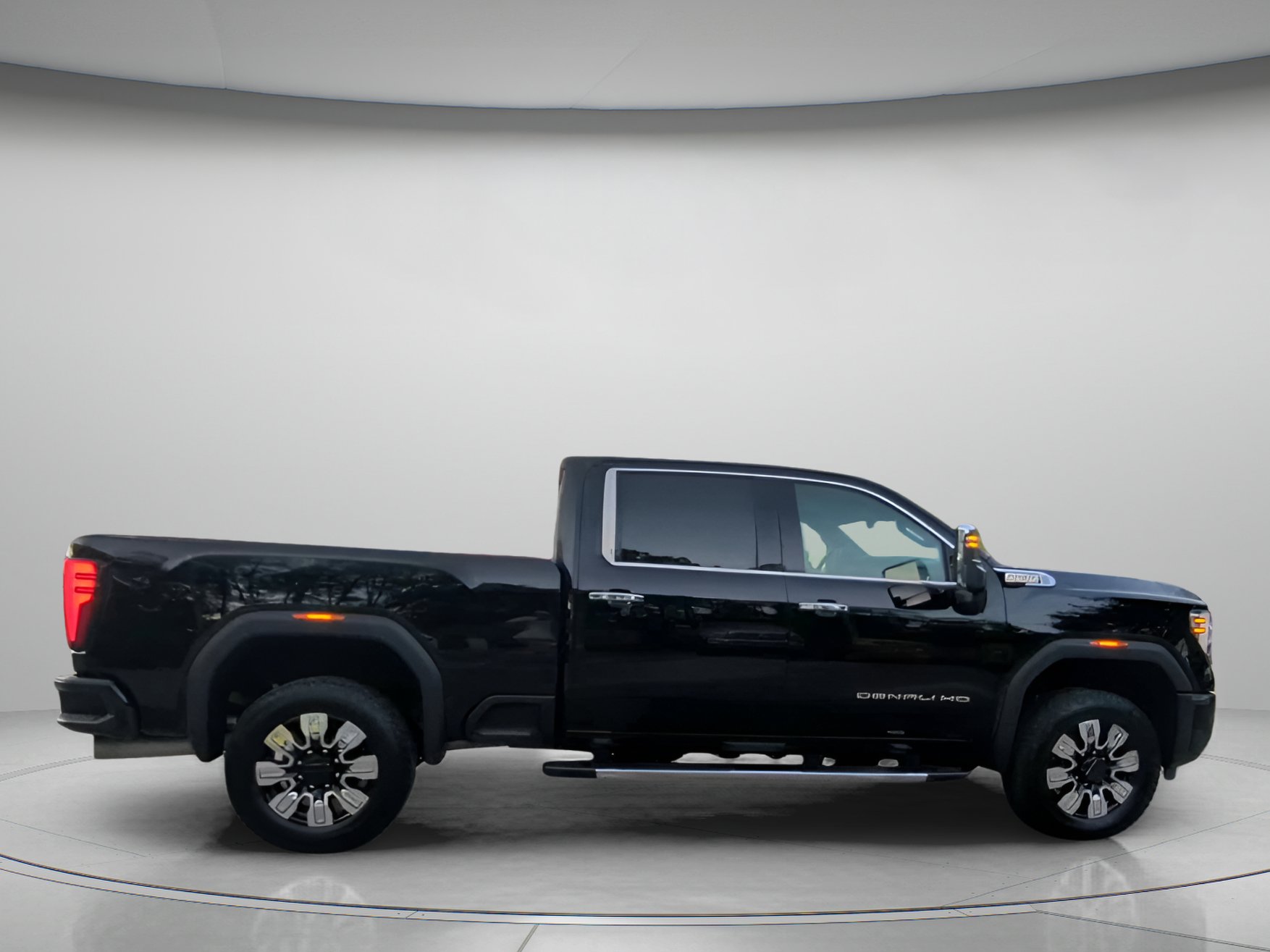 Used 2024 GMC Sierra 2500 Denali w/ Denali Reserve Package AWD/4WD image 31