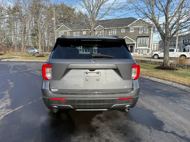 Certified 2022 Ford Explorer XLT w/ Equipment Group 202A image 26
