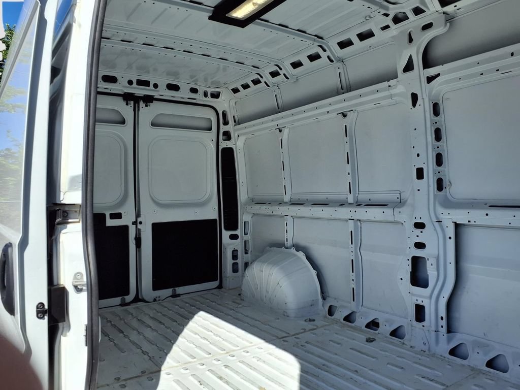 Used 2025 RAM ProMaster 3500 w/ Convenience Group FWD image 28
