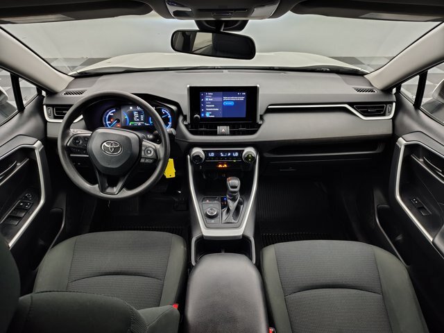 Used 2024 Toyota RAV4 LE AWD/4WD image 29