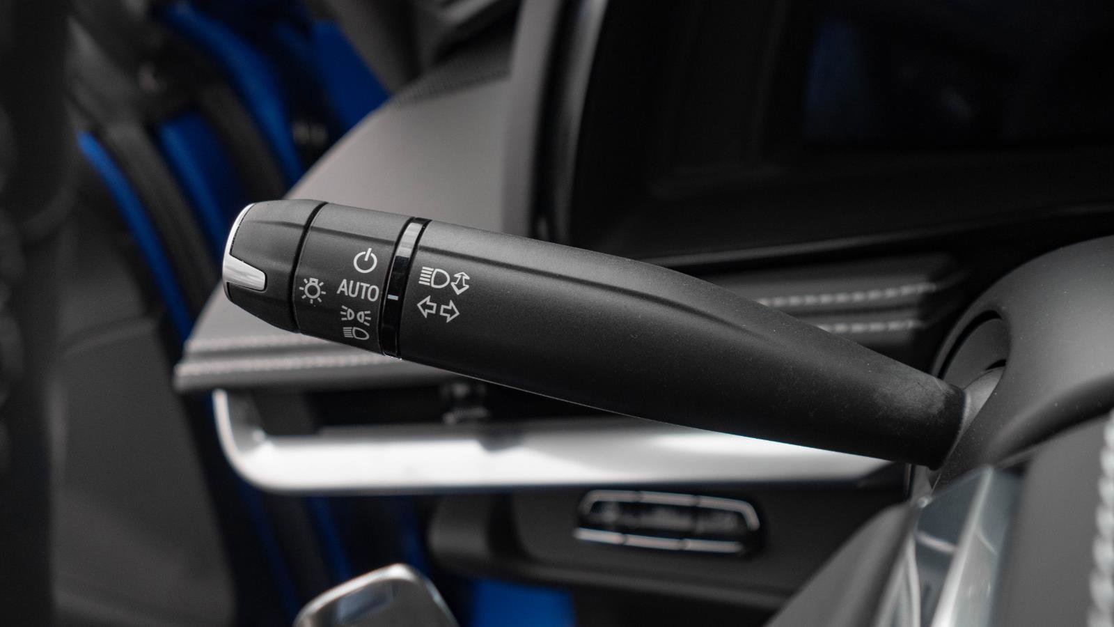 Used 2023 Chevrolet Corvette Stingray Premium Cpe w/ Z51 Performance Package image 21